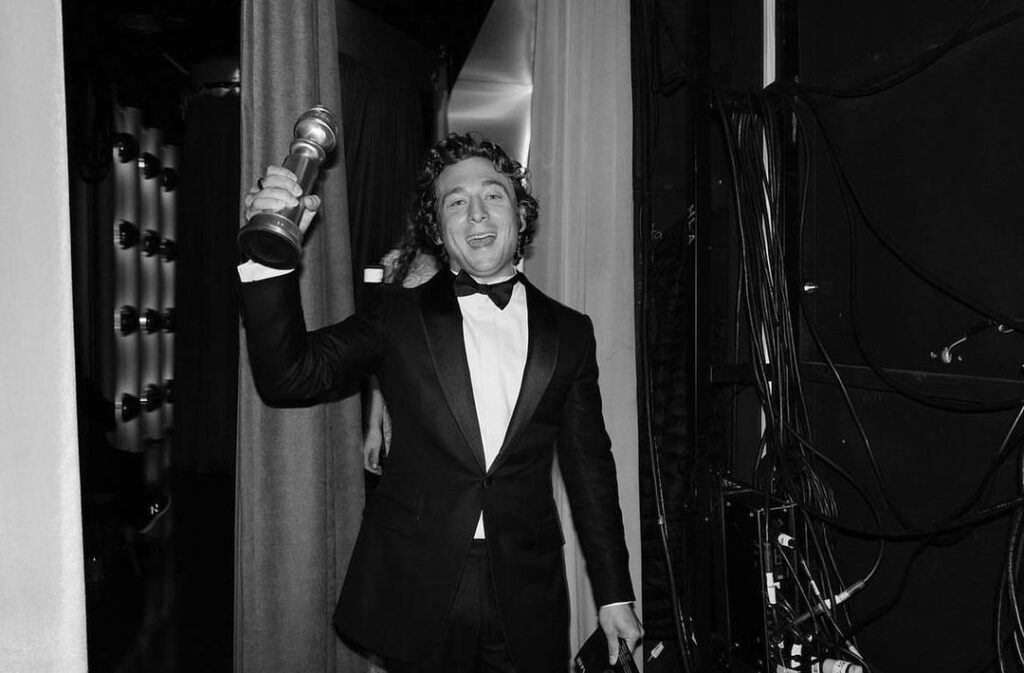 Jeremy Allen White Golden Globes और Emmy